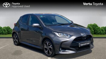 Toyota Yaris 1.5 Hybrid Design 5dr CVT Hybrid Hatchback